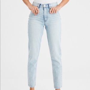 American Eagle Mom Jeans